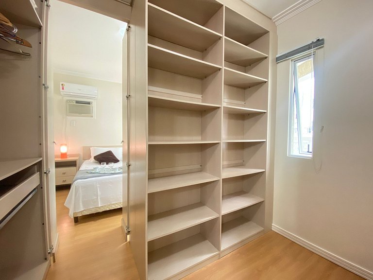 BV92 - Climatizado, 3 Dorm, Churrasq, 2 Garagens