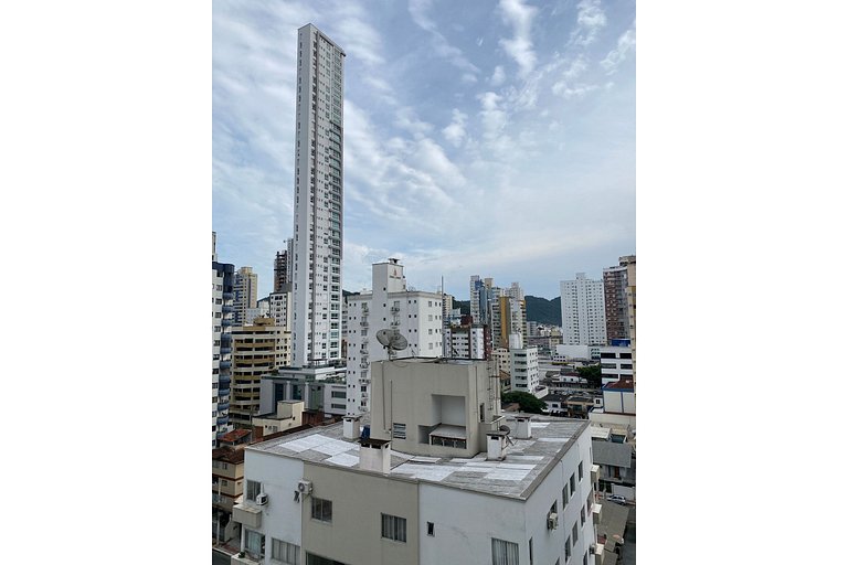 DHE83 - Climatizado, Próx ao Calçadão, TV Smart