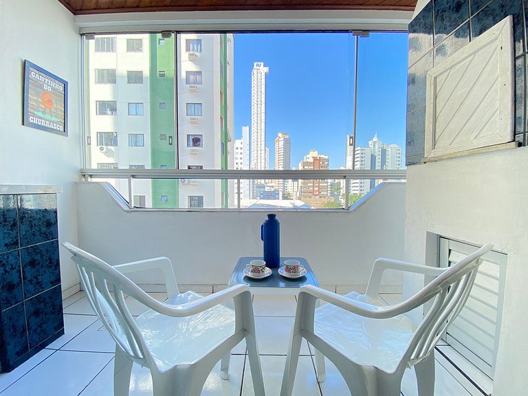 CB54 - Churrasqueira, 2 Dorm Climatizados, Garagem