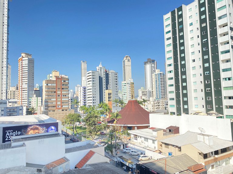 CB54 - Churrasqueira, 2 Dorm Climatizados, Garagem