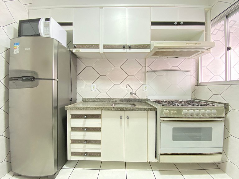 CB54 - Churrasqueira, 2 Dorm Climatizados, Garagem