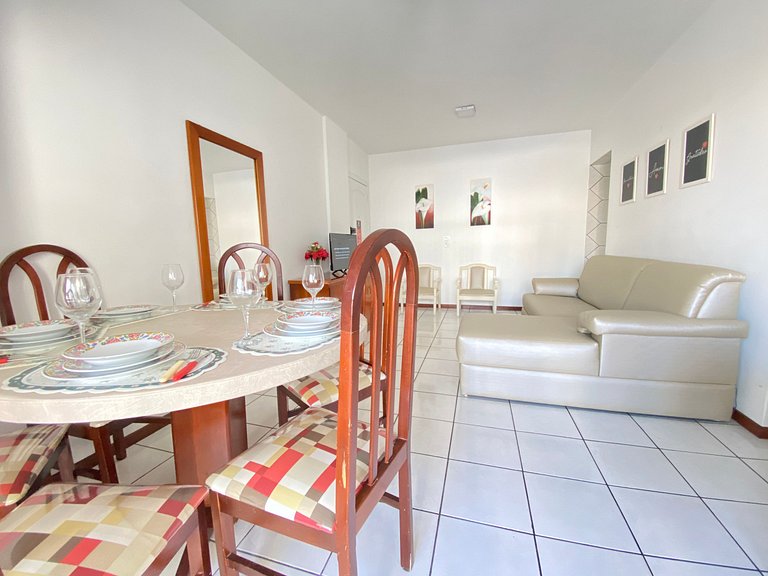 CB54 - Churrasqueira, 2 Dorm Climatizados, Garagem