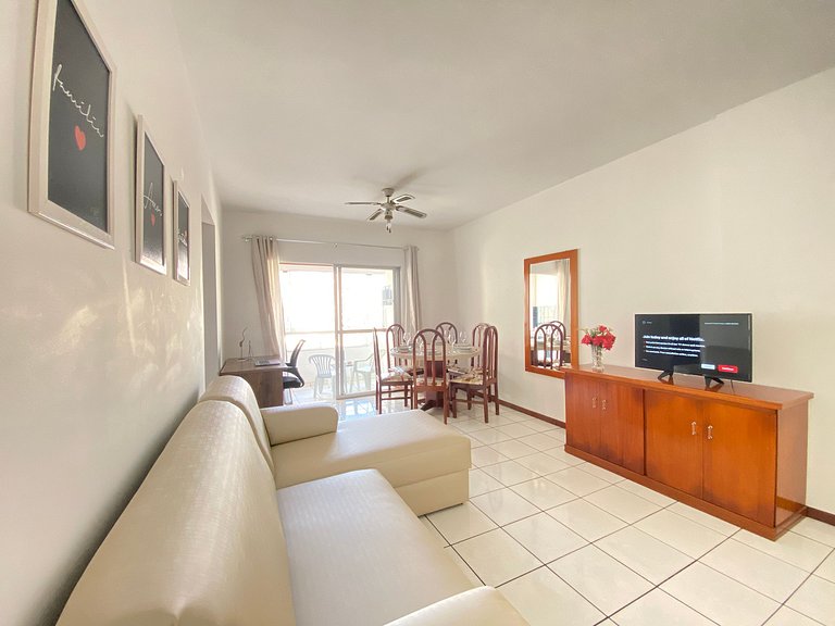 CB54 - Churrasqueira, 2 Dorm Climatizados, Garagem