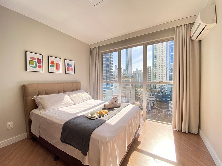 PRG82 - Climatizado, 3 Dorm, Próx Av Brasil, Amplo