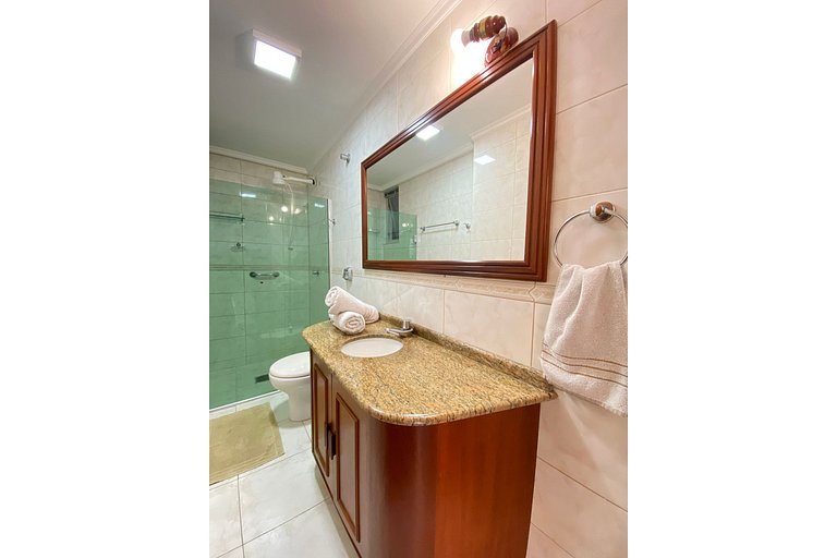 PRG82 - Climatizado, 3 Dorm, Próx Av Brasil, Amplo