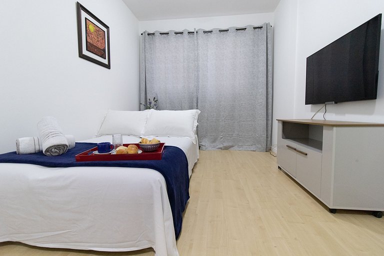 ACC43B - 1 Dorm Climatizado, Quadra Mar, Garagem