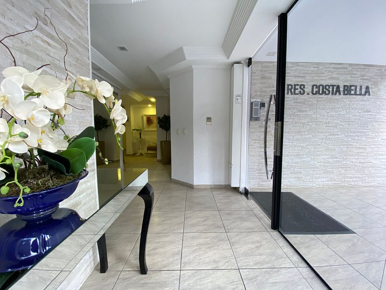 CB54 - Churrasqueira, 2 Dorm Climatizados, Garagem