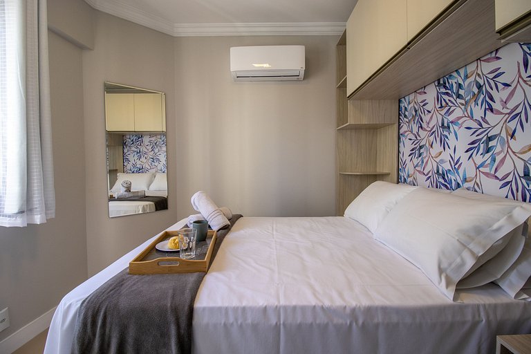 LUG143B - Próx a Roda Gigante, 2 Dorm, Climatizado