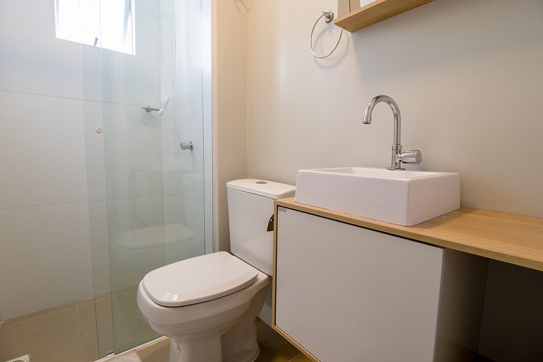 LUG143B - Próx a Roda Gigante, 2 Dorm, Climatizado