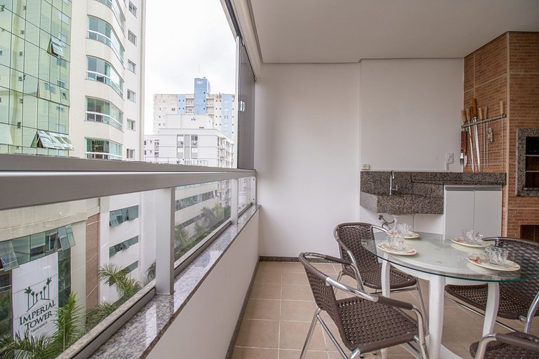 MNT51 - Churrasq, Climatizado, 2 Dorm, Garagem