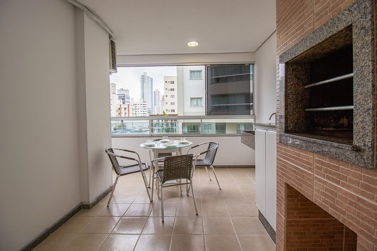 MNT51 - Churrasq, Climatizado, 2 Dorm, Garagem