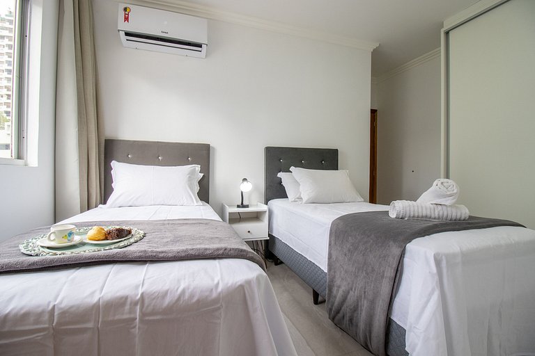 BLU41 - Av Brasil, 3 Dorm Climatizados, Garagem
