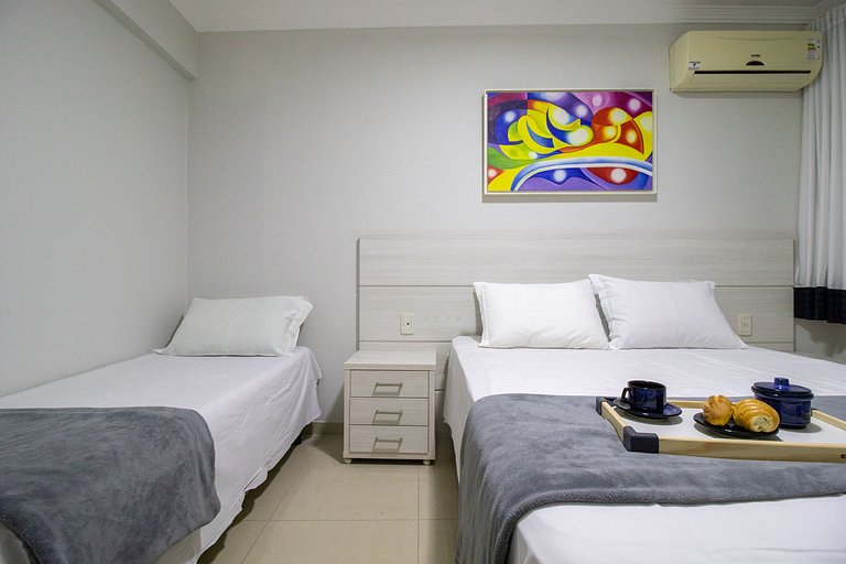 MAU21 - Av. Brasil. 3 Dorm, Climatizado, Churrasq
