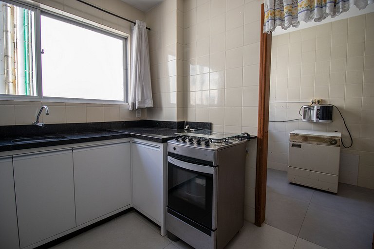 MY72 - Próx ao Calçadão, Climatizado, TV Smart