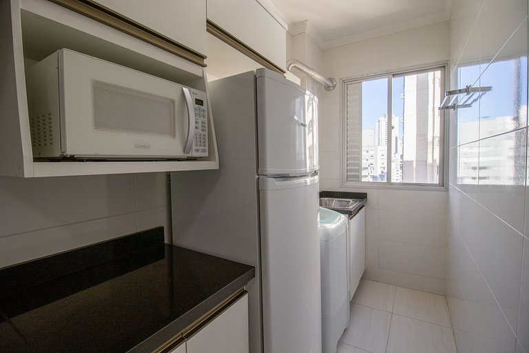 RPA146 - Próx. a Praia, 1 DR Climatizado, Garagem