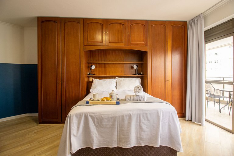 RUT23 - Quadra Mar, 4 Dorm, Sacada, TV's Smart