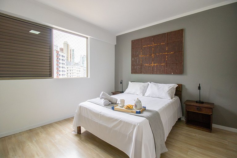 RUT23 - Quadra Mar, 4 Dorm, Sacada, TV's Smart