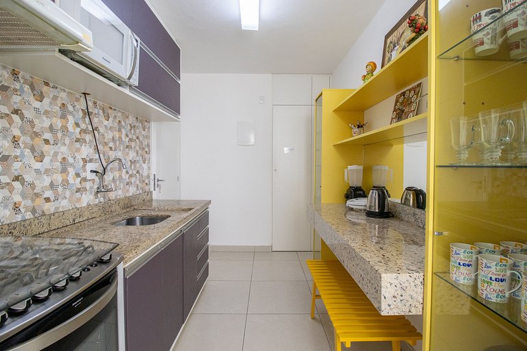 PRG31 - 4 DR, Próx ao Shopping Atlântico, Garagem