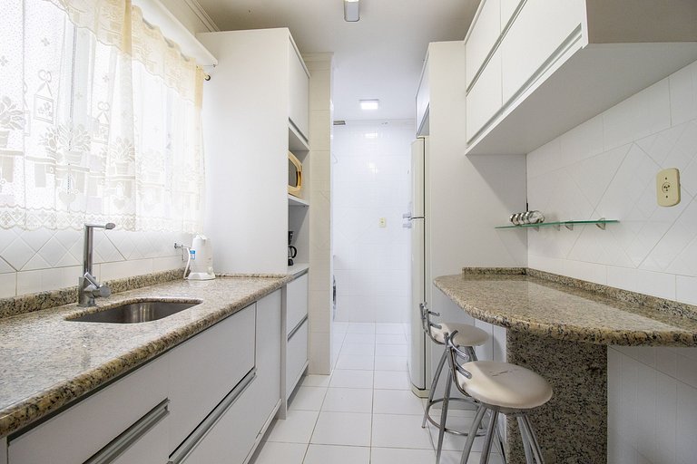 MRF113 - Quadra mar, Churrasqueira, 2Dorm, Garagem