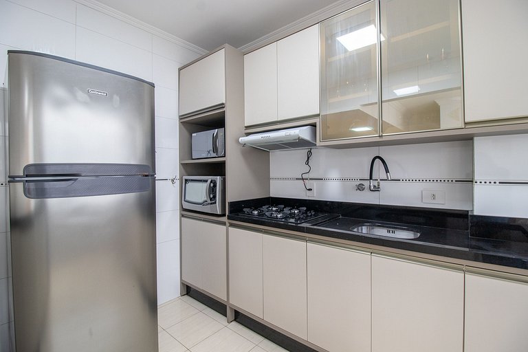APU14 - 4 Dorm, Climatizado, Esq. Av. Atlântica