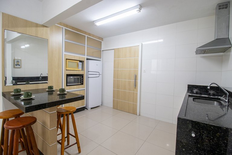 DRS41A - Centro, 3 Dorm Climatizados, Tv Smart