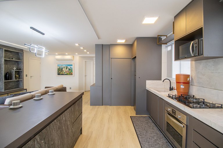 EMA31 - 3 Dorm, Moderno, Churrasqueira, 2 Garagens