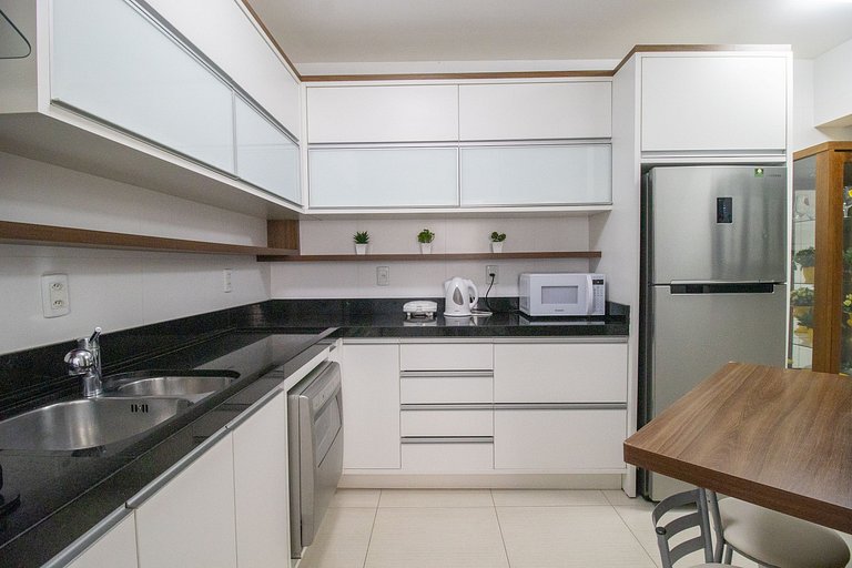 BK81 - 3 Dorm, Climatizado, 2 Garagens, Wi-Fi