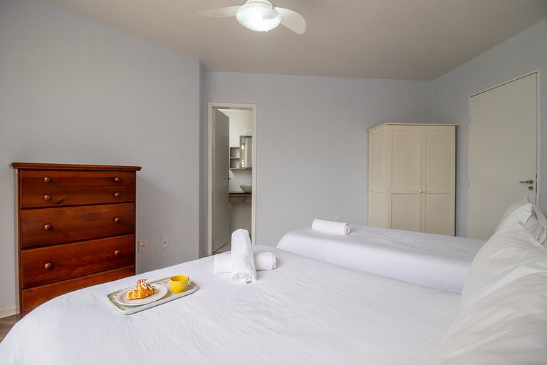 PRG13 - 4 Dorm, Climatizado, Garagem, Wi-Fi