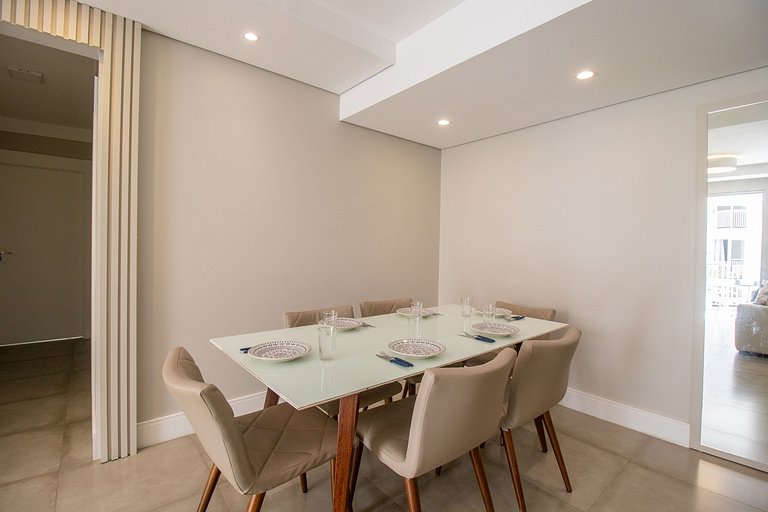 PRG21 - 4 Dorm, Lindo Espaço, Climatizado, Garagem