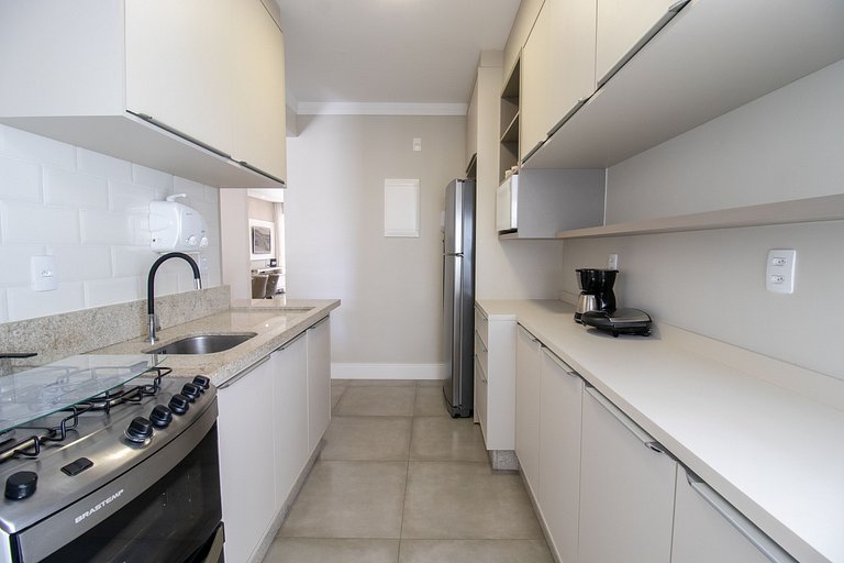 PRG21 - 4 Dorm, Lindo Espaço, Climatizado, Garagem