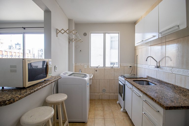 CLI83 - Quadra Mar, Calçadão, Garagem, 1 Dorm