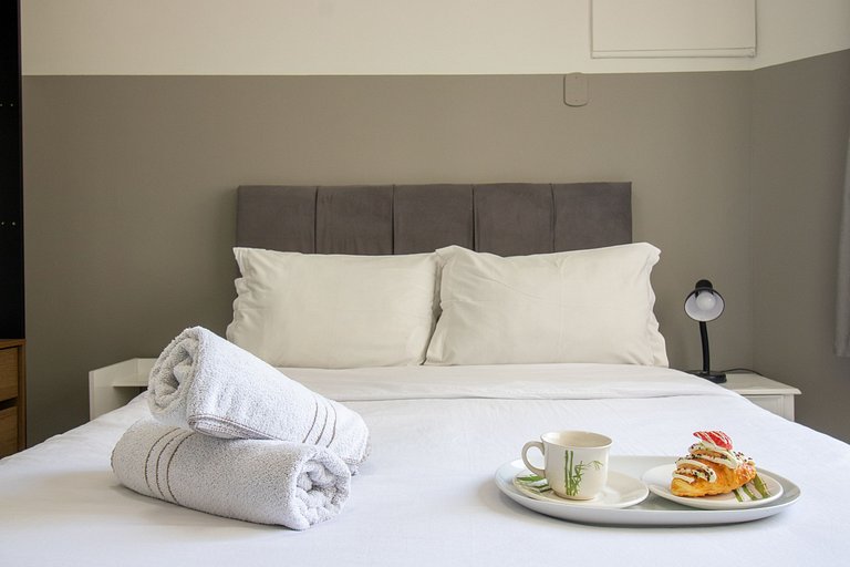 CLI83 - Quadra Mar, Calçadão, Garagem, 1 Dorm