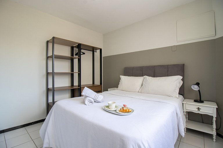 CLI83 - Quadra Mar, Calçadão, Garagem, 1 Dorm