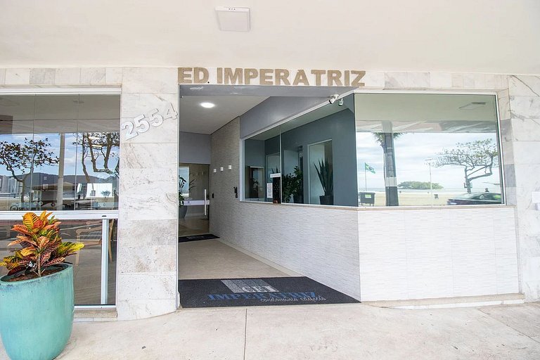 IPZ21A - 22º andar, Frente Mar, Amplo, 4 Dorm