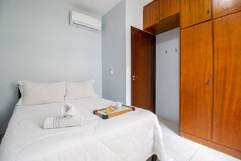 EUG61 - 3Dorm, Quadra Mar, Climatizado, 2 Garagem