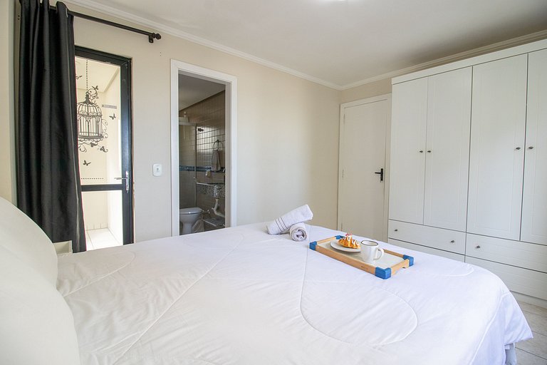 DCA51 - Pé na areia, Churrasqueira, 2 Garagens
