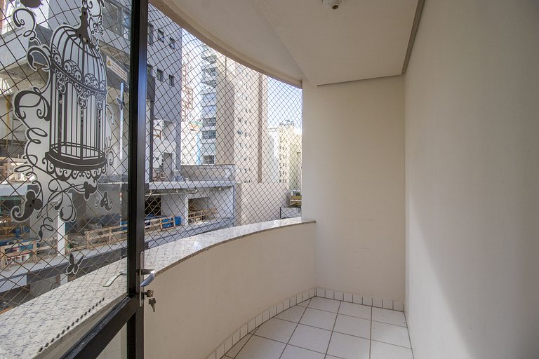 DCA51 - Pé na areia, Churrasqueira, 2 Garagens