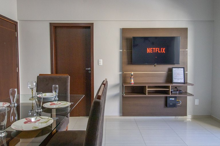 CDL52 - 2 Dorm, Climatizado, Esq. Av. Brasil