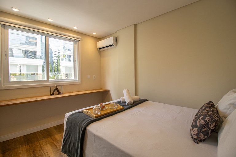 GMN51 - Av. Brasil, Climatizado, 2 suítes + 1 Dorm