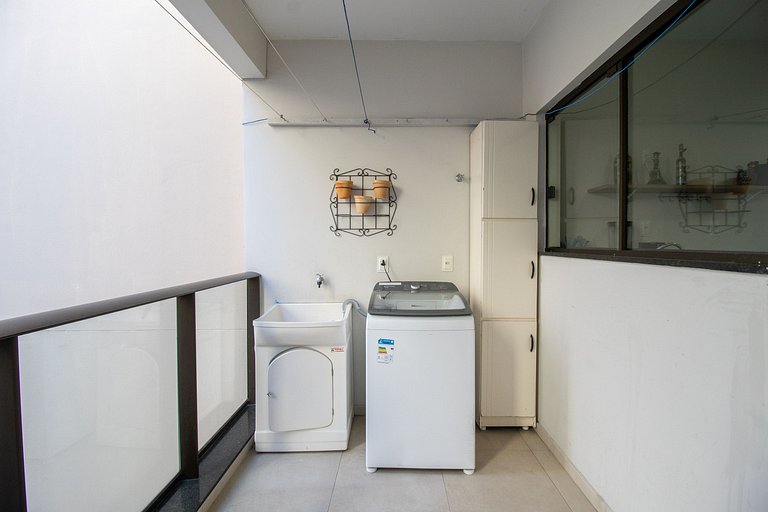 MAU31 - Churrasqueira, Av. Brasil, 3 Dorm