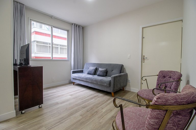 STH52 - Quadra Mar, 4 Dorm, Centro, Climatizado