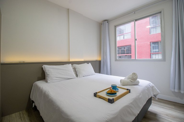 STH52 - Quadra Mar, 4 Dorm, Centro, Climatizado
