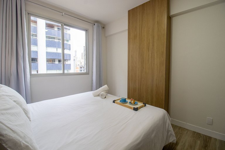 STH52 - Quadra Mar, 4 Dorm, Centro, Climatizado
