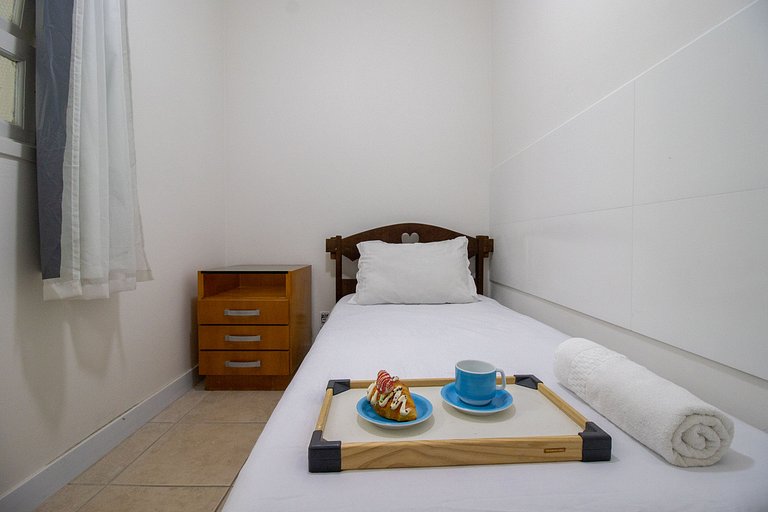 STH52 - Quadra Mar, 4 Dorm, Centro, Climatizado