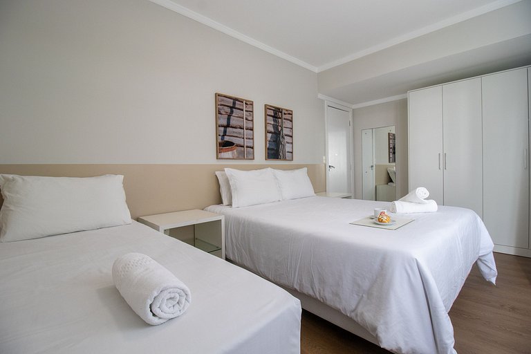 APU24 - Esq com Av Atlântica, 4 Dorm, Climatizado