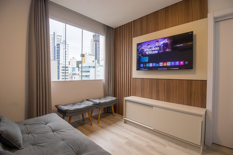 POS51B - Climatizado, Av Brasil, Garagem, TV Smart