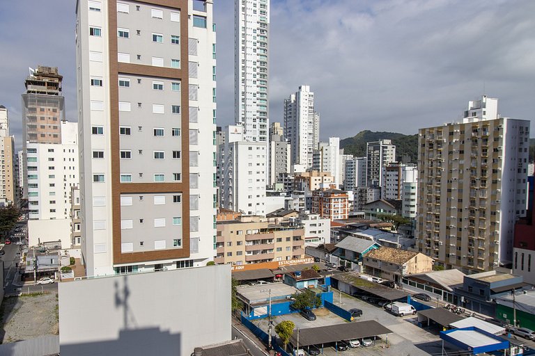 BK63 - TV Smart, Garagem, 2Dorm, Centro