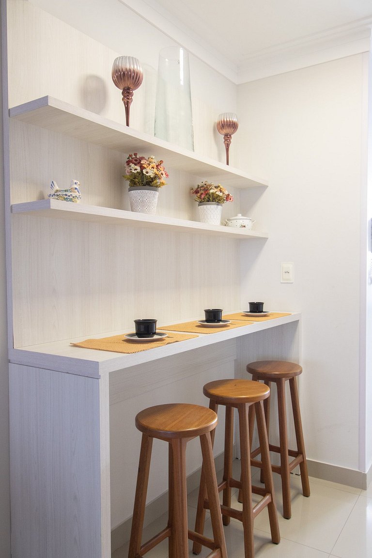 IMP21 - Calçadão, Frente Mar, 3 Suítes + 1 Dorm