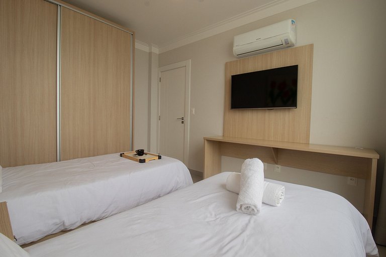 IMP21 - Calçadão, Frente Mar, 3 Suítes + 1 Dorm