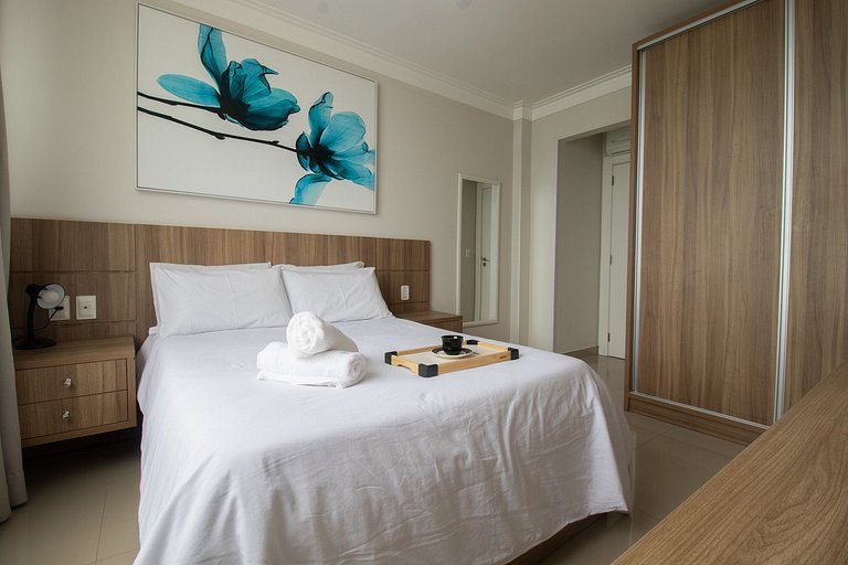 IMP21 - Calçadão, Frente Mar, 3 Suítes + 1 Dorm